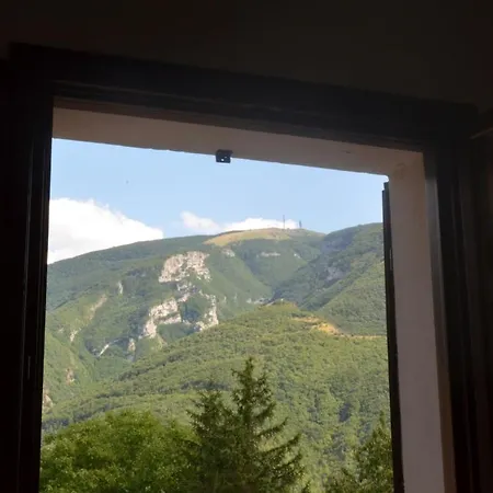 Apartment Oasi Di Piscina Con Vista Sul Monte Nerone *