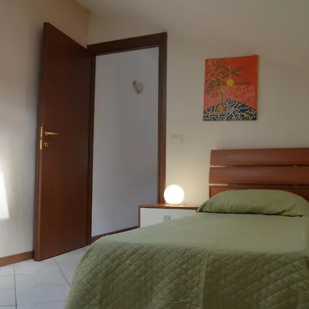 Oasi Di Piscina Con Vista Sul Monte Nerone *